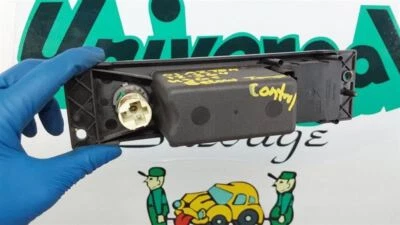 Pontiac Aztek 2001 maletero e interruptor de control de tracción y consola  Foto 1 de 2