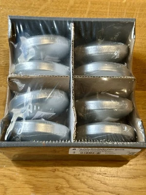 Wenzel Silver Large Floating Candles x 8 Pack - Image 1 of 3