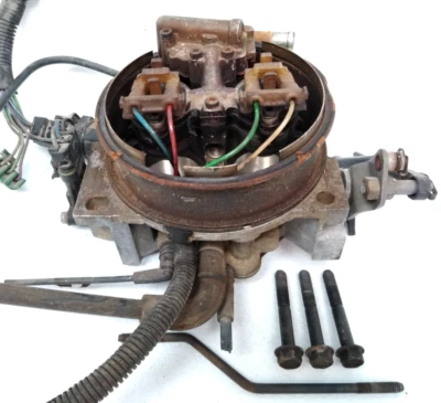 17112295 Chevy 1989 Silverado C2500 5.7L Throttle Body GMC Sierra 2500 3500 I37 - Image 1 of 4