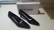 liz baker shoes website