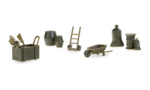 Herpa Military Accessories wheelbarrows, sack barrows, barrels 144 pcs 1/87 H0 - Picture 1 of 3