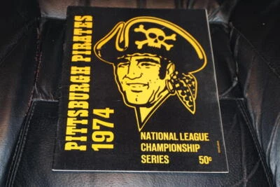 1974 DODGERS AT PITTSBURGH PIRATES NLCS BASEBALL PROGRAM NR MINT - Image 1 of 3