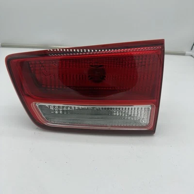 KIA SEDONA 2016-2018 montaje de tapa halógena izquierda lado del conductor OEM luz trasera 199382 Foto 1 de 2