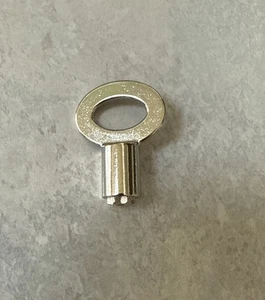 Llave de repuesto LiveFine para dispensador de píldoras números de modelo LVFPDWIFC y LVFPDWIFF - Imagen 1 de 3