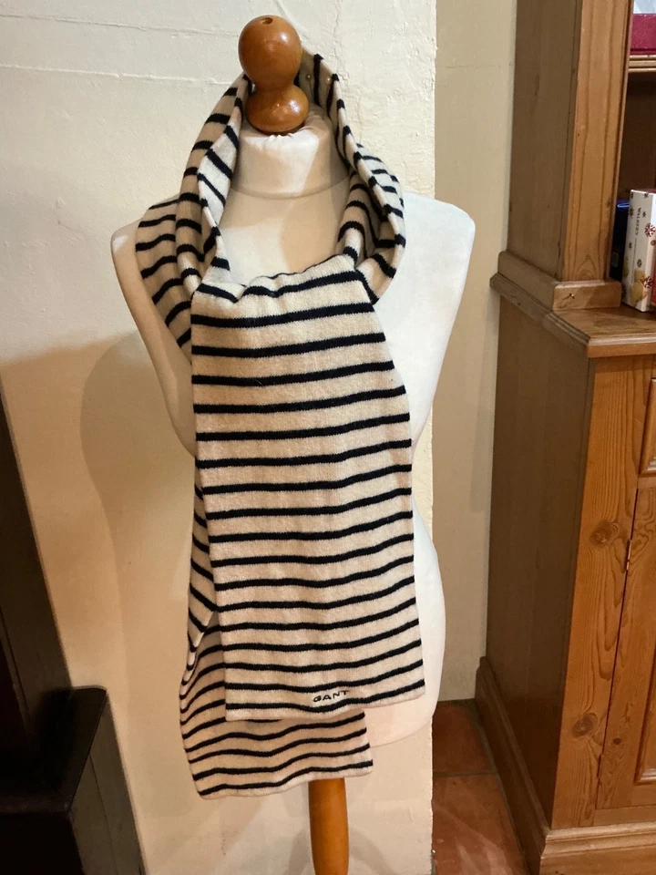 Gant Scarf, Cream and Navy, 100% Lambswool - Image 1 of 4