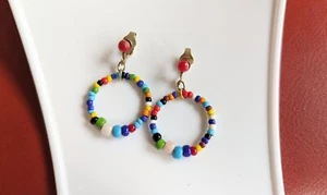 Vintage Dangle Hoop Clip Multicolor Beaded Drop EARRINGS Gold Tone - Picture 1 of 10