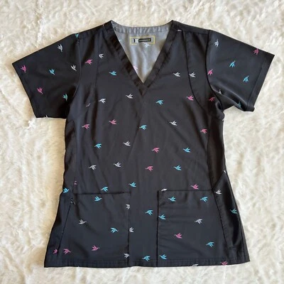 Wonderwink HP Black Scrubs Scrub Top w/ Paper Crane Print V-Neck Pockets - S - Image 1 of 4