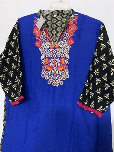 ABBIGLIAMENTO QUOTIDIANO INDIANO KASHMIRI EMBRD + PETTO KURTI STAMPA 2 LATI 52" - Foto 1 di 5