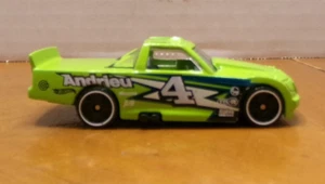 VERY COOL EXCLUSIVE HOT WHEEL HW HOT TRUCKS SPECIAL EDITION GREEN CIRCLE TRUCKER - Picture 1 of 6