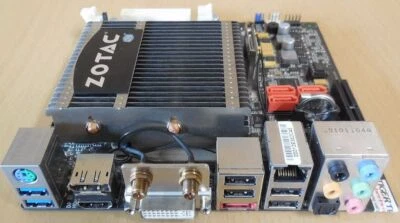 Zotac FUSION350-A-E Mainboard AMD E-350 Dual Core APU Wifi USB3.0 SO-DDR3* m1061 - Bild 1 von 2