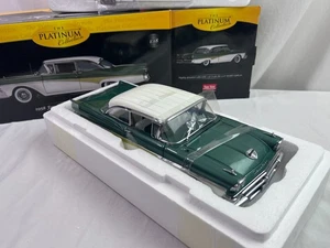 1/18 scale SUN STAR 1958 FORD FAIRLANE 500 HARDTOP WHITE & GREEN - Picture 1 of 12