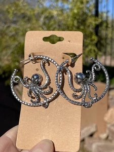 Superb Sterling Silver ~ LG Hoop Wild Walking Octopus Earrings by Som's - Picture 1 of 5