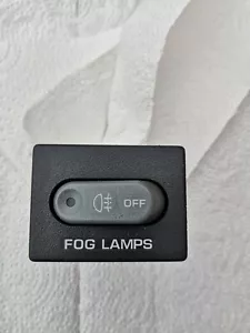 95-97 Chevy Blazer Sonora Jimny S10 Fog Light switch. OEM 15953150 - Bild 1 von 3