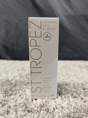 St. Tropez Gradual Tan Classic For Face 50ml 1.6oz Daily Youth Boosting Cream - Image 1 of 4
