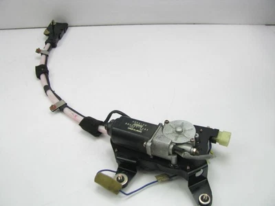 NUEVO - FUERA DE CAJA OEM Ford cinturón de seguridad delantero derecho pista con motor para Festiva 1993 Foto 1 de 4