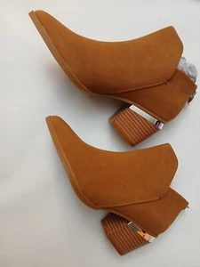 Zby Ankle Boots Womens Sz 7.5 With 2" Block Heel Brown Zip Back Pointed Toe New - Picture 1 of 6