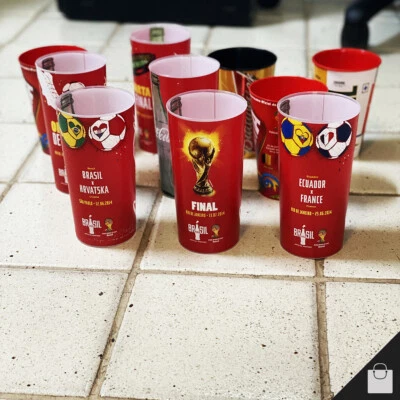 Copa Mundial de la FIFA 2014 Coca Cola 10 Tazas Colección Original Brasil WC Juego de Tazas Coca-Cola Foto 1 de 4