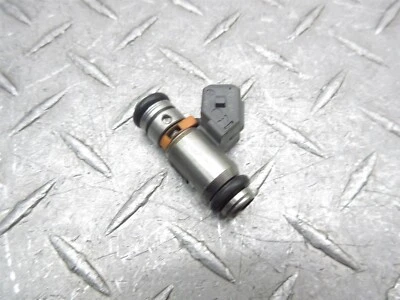 2007 06-08 Piaggio MP3 скутер 250CC топлива газа бензина инжектор сопло впрыска - Изображение 1 из 4