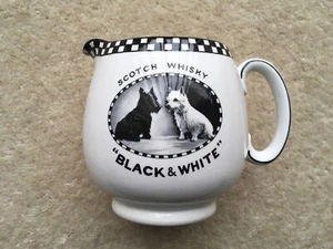 C1920s-30s VINTAGE BUCHANANS “BLACK&WHITE” SCOTCH WHISKY SMALL ADV WATER JUG - Foto 1 di 8