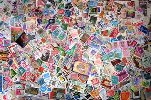 WORLWIDE MIXED STAMPS off paper mixture/kiloware 3 oz. (84 grams) - Picture 1 of 1