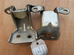 Isuzu Rodeo Denver 3.0 2004-07 Rear Door Hinges Left OR Right - Picture 1 of 2