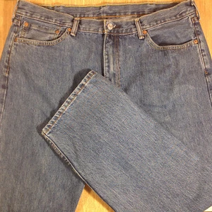Jeans Levi's 505 VESTIBILITÀ REGOLARE/DRITTA 40x30 Medium Stonewashed *COME NUOVO LN* J121517 - Foto 1 di 2