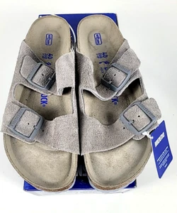 Nuovi con scatola Birkenstock ARIZONA pelle scamosciata pietra moneta grigi 40/US 9 STRETTI - Foto 1 di 8