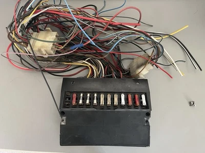 Fuse box/Wiring Harness - 1974 Volkswagen Type 1 Super Beetle - See Description - Image 1 of 2