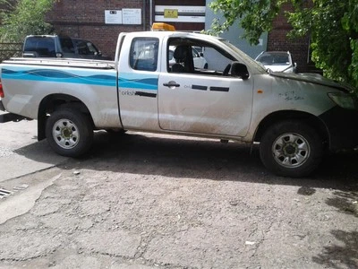 TOYOTA HILUX AN10 AN20 AN30 2005 - 2016 TAMPA DO MOTOR 5529 - Imagem 1 de 4