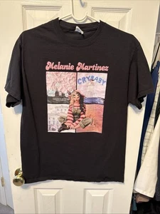 Melanie Martinez Shirt Crybaby Men’s Black Tee Size Medium - Picture 1 of 2