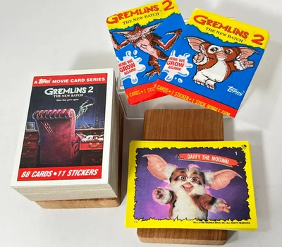 1990 Topps Гремлины 2 новая партия / полный фильм карты 1-88 + 11 наклеек - Изображение 1 из 4