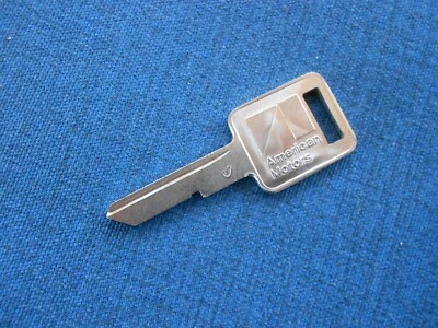 AMC LOGO Jeep Wrangler Cherokee Comanchee NOS IGNITION KEY BLANK 1985 - 1990 - Image 1 of 2