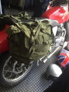 1 PAIR GREEN MOTORCYCLE PANNIERS HEAVY DUTY CANVAS GRADE 2 USED [54013] - Picture 1 of 6