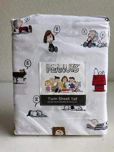 Peanuts Snoopy Woodstock Charlie Brown Linus Sally TWIN Size Soft Sheet Set NEW - Picture 1 of 12
