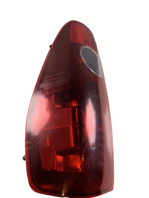 Lámpara de luz trasera lado derecho del pasajero Chevy Colorado 2008 2010 2012 20825942 Foto 1 de 4