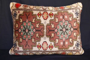 Vintage rug pillow, 20x25 pillow,Lumbar pillow, Handmade pillow,long size pillow - Picture 1 of 10