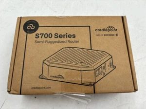 ROUTER SEMI-RESISTENTE CRADLEPOINT S5A246A SERIE S700 - Imagen 1 de 7