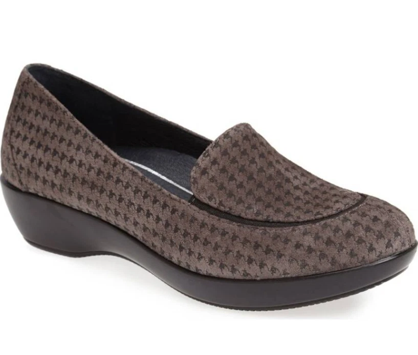 Dansko Gray Women Shoe Size 6m Debra Houndstooth Suede Loafer #205