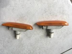 BMW E46 TURN INDICATOR BLINKER IN FRONT GUARD...1997-2006 - Picture 1 of 3