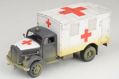801101A Forces of Valor Kfz.305 Blitz Ambulance 1/32 Model German Army w/1 - Image 1 of 2