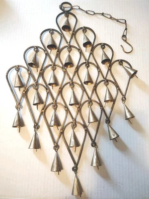 Carillón de viento con 23 campanas de latón en forma de diamante 18" x 12" Foto 1 de 4