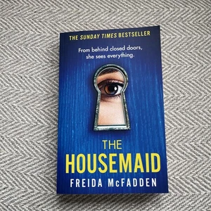 Das Hausmädchen: Ein absolut süchtig machender Psychothriller von Freida McFadden - Bild 1 von 4