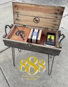 VINTAGE MILITÄR MÖRSERKISTE LEERE HOLZBOX mit Haarnadel maßgeschneiderte Beine Zigarren - Bild 1 von 1