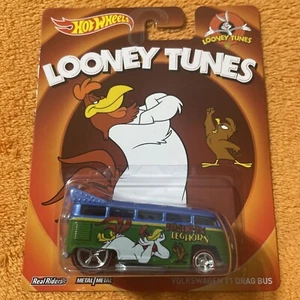 2024 BLOWOUT! Hot Wheels Pop Looney Tunes Foghorn Leghorn Volkswagen T1 Drag Bus - Picture 1 of 7