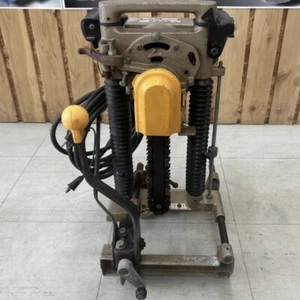 Makita 7104 Kettendämpfer Kettenmeißel Elektrowerkzeug 100V 50/60Hz 1140W gebraucht - Bild 1 von 7