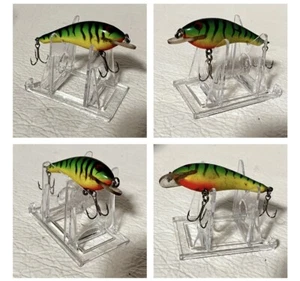 LEE SISSON FISHING LURE IN THE COLOR AS SHOWN - Picture 1 of 1