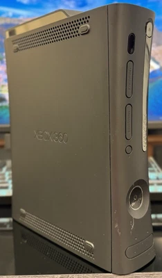Microsoft Xbox 360 Elite 120GB Console with Kinect Dashboard - Image 1 of 4