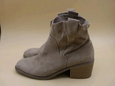 Bota Merona Tan Camurça Tornozelo Salto Bloco Sapato Puxador Feminino Tamanho 6.5 - Imagem 1 de 4