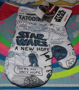 NEW WITH TAG STAR WARS DISNEY ONE (1) A NEW HOPE OVEN MITT - Picture 1 of 2