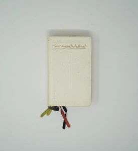 Vintage 1959 St Joseph Daily Missal Confraternity Version White Leather Prayer - Foto 1 di 5